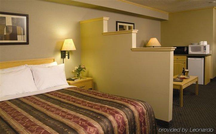 Travelodge By Wyndham Fort Mcmurray Kamer foto