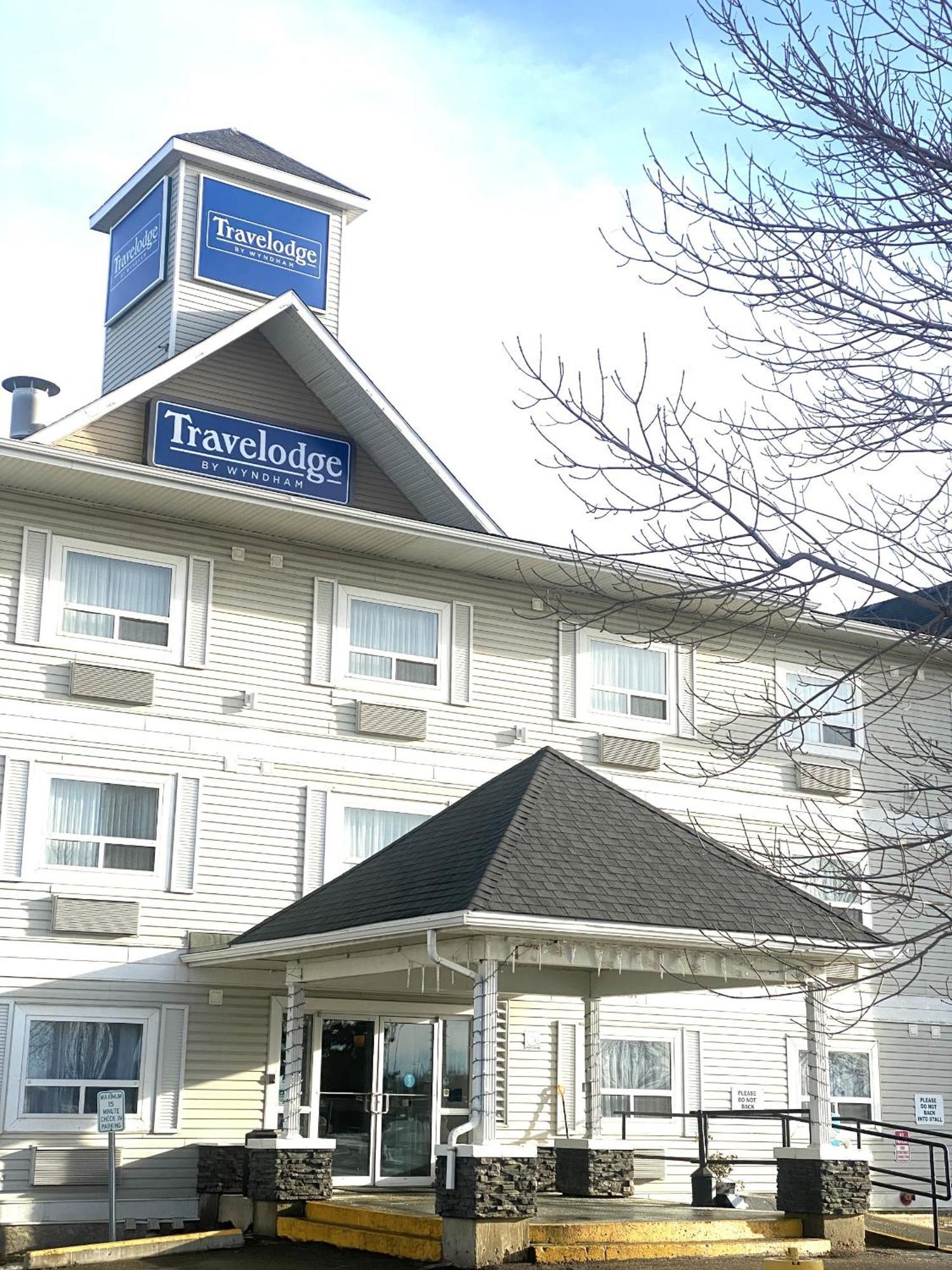 Travelodge By Wyndham Fort Mcmurray Buitenkant foto