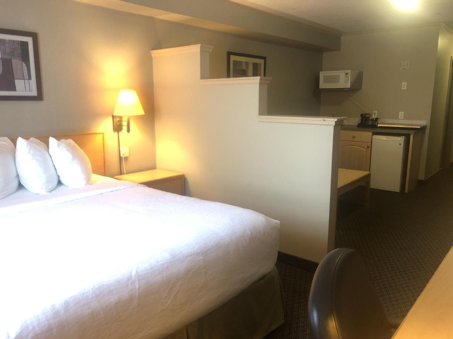 Travelodge By Wyndham Fort Mcmurray Buitenkant foto