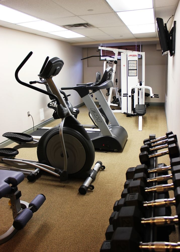 Travelodge By Wyndham Fort Mcmurray Buitenkant foto